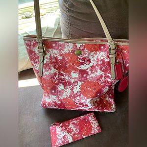 Coach purse and change bag